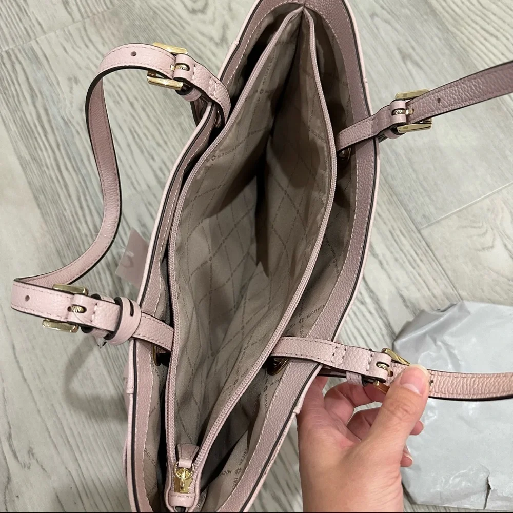 MICHAEL KORS | Large Tote Bag, Tulip, NWT - Picture 6 of 10